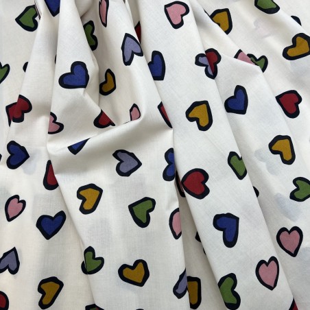 Хлопок с принтом сердечки на молочном фоне
