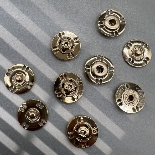 Кнопки пришивные, золотистый металл, 23 мм