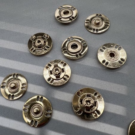 Кнопки пришивные, золотистый металл, 23 мм