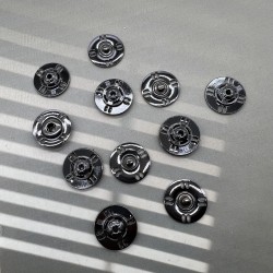Кнопки пришивные, металл темное серебро, 23 мм