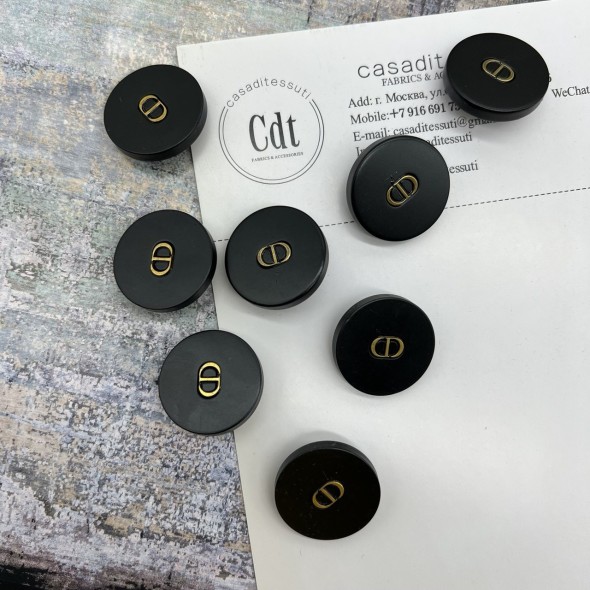 Пуговицы пластик матовый чёрный с буквами CD, 23 мм