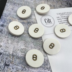 Пуговицы пластик матовый молочный с буквами CD, 23 мм