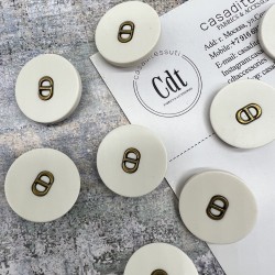 Пуговицы пластик матовый молочный с буквами CD, 23 мм