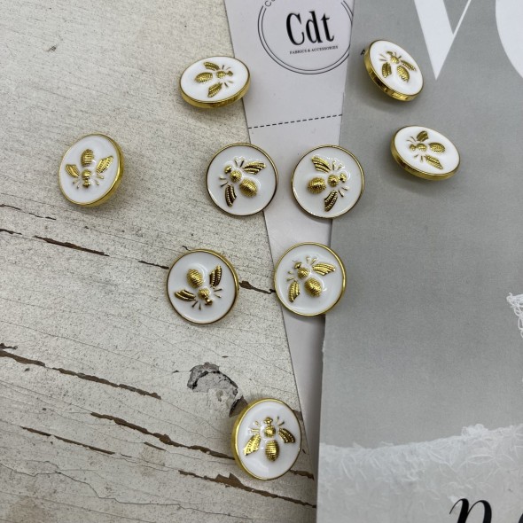 Пуговицы белые с золотистой мухой, 18 мм