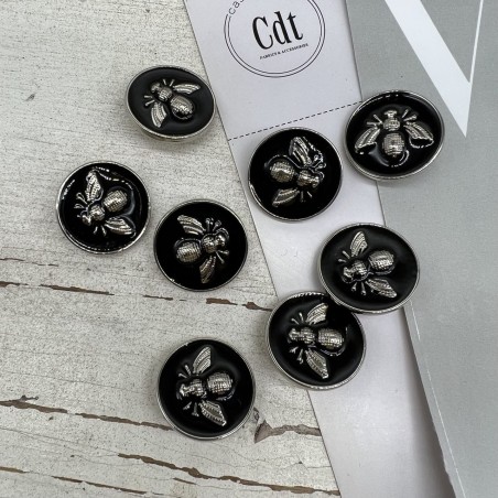 Пуговицы чёрные с серебристой мухой, 23 мм