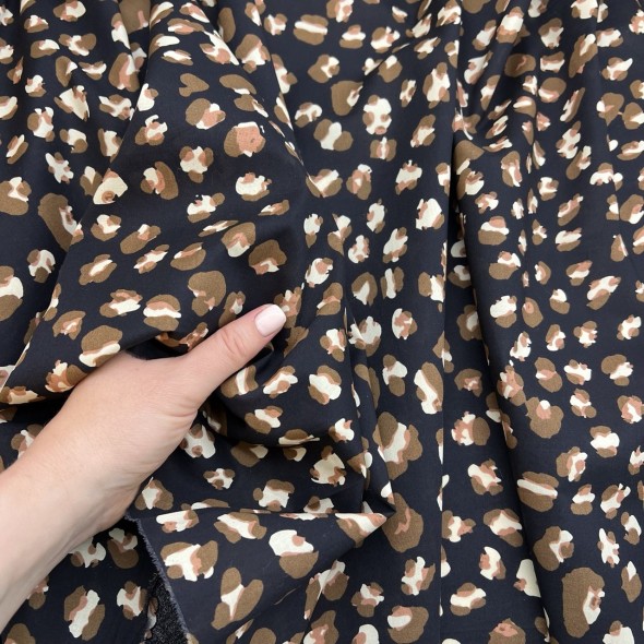 Ткань хлопок чёрный с леопардовым принтом