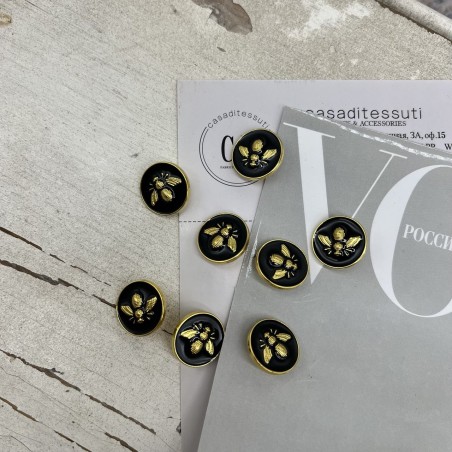 Пуговицы чёрные с золотистой мухой, 18 мм