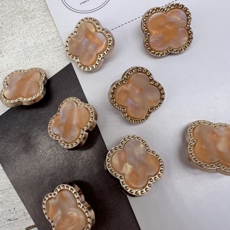 Пуговицы в форме клевера, золотистый металл с перламутровой персиковой вставкой, 23 мм