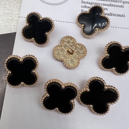 Пуговицы в форме клевера, золотистый металл с черной вставкой, 21 мм