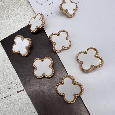 Пуговицы в форме клевера, золотистый металл с белой вставкой, 21 мм