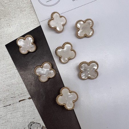 Пуговицы в форме клевера, золотистый металл перламутровой вставкой, 21 мм