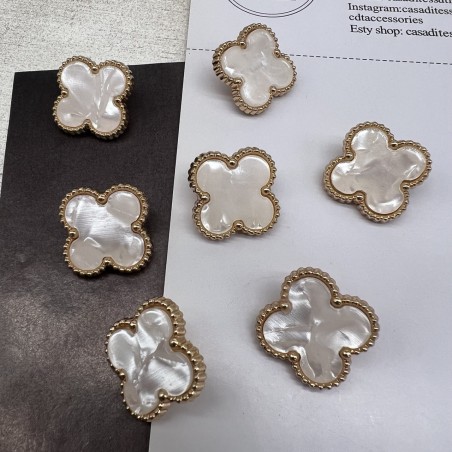 Пуговицы в форме клевера, золотистый металл перламутровой вставкой, 21 мм