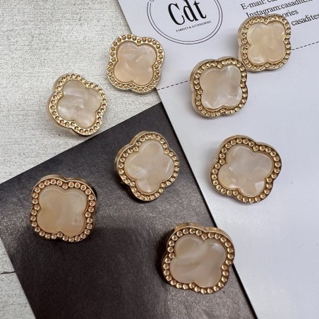 Пуговицы в форме клевера, золотистый металл с бежевой вставкой, 21 мм