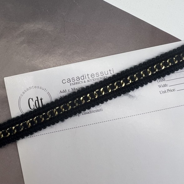 Тесьма цепочка золотистая, оплетенная темно-синими пушистыми нитями, 1.5 см