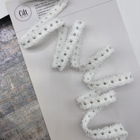 Тесьма текстильная белая с бахромой и металлическим декором, 12 мм