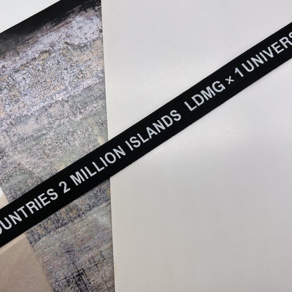 Тесьма репсовая черная с принтом, 2 см