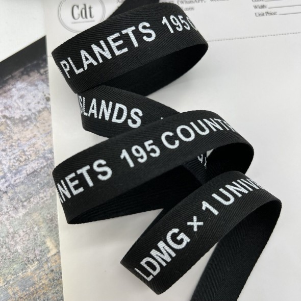 Тесьма репсовая черная с принтом, 2 см