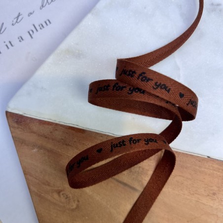 Тесьма репсовая хлопковая коричневая с принтом, 10 мм