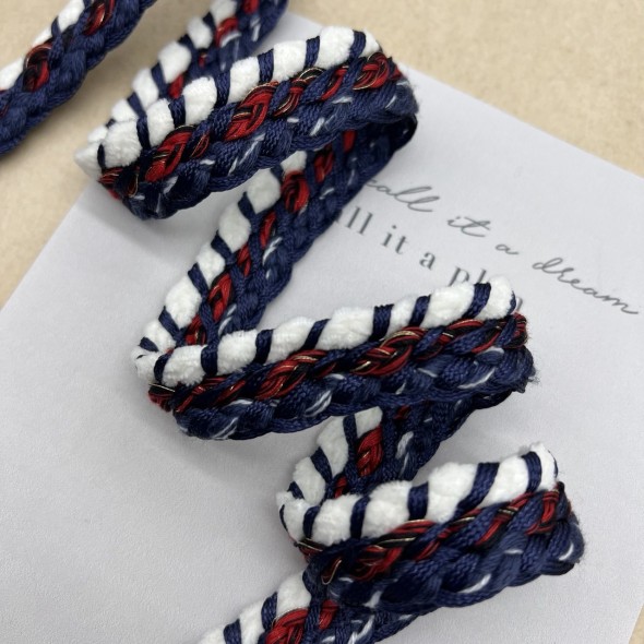 Тесьма текстильная плетеная сине-бело-красная, 20 мм