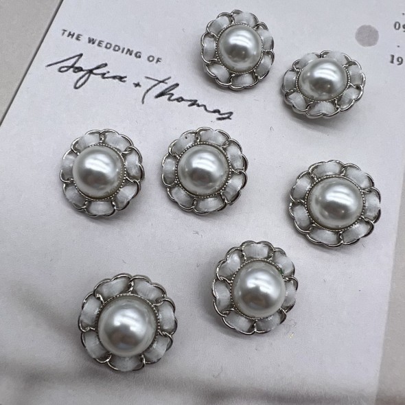 Пуговицы серебристые с бархатной лентой, 25 мм