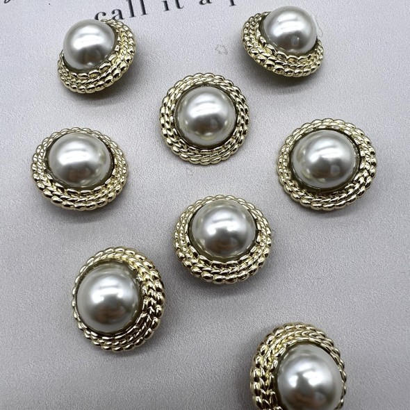 Пуговицы золотистые с жемчугом, 25 мм