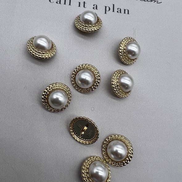 Пуговицы золотистые с жемчугом, 18 мм